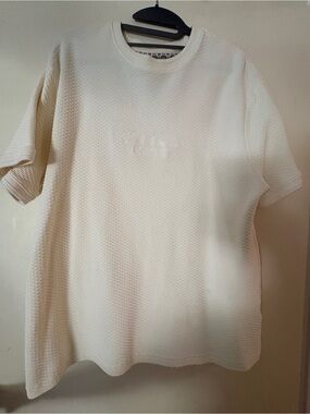 Ricky Singh Men's Short Sleeve Tee in Cream